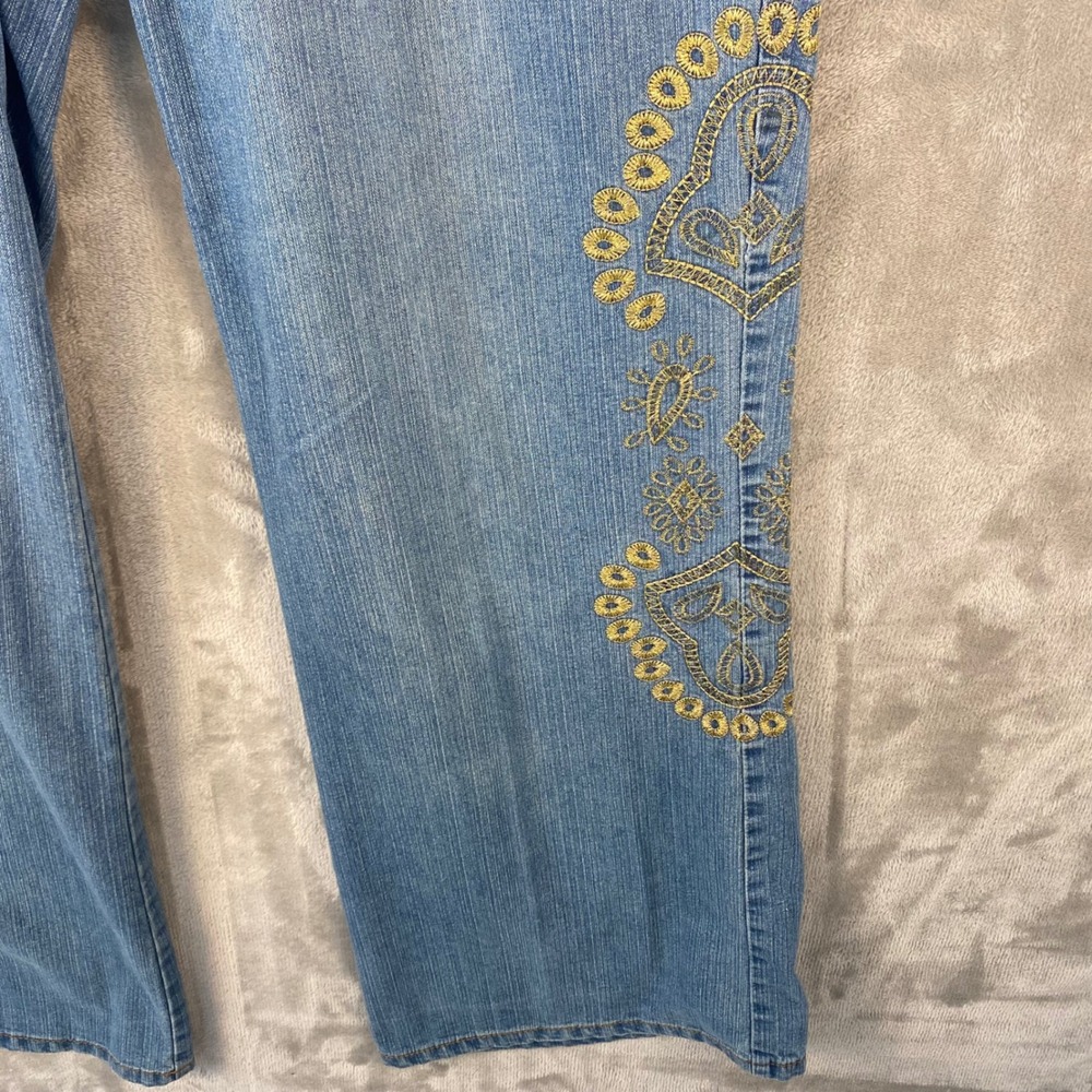 Jamie‎ Nicola Collection Women's Jeans Size 16 Light Wash Embroidered Artsy - Picture 2 of 9